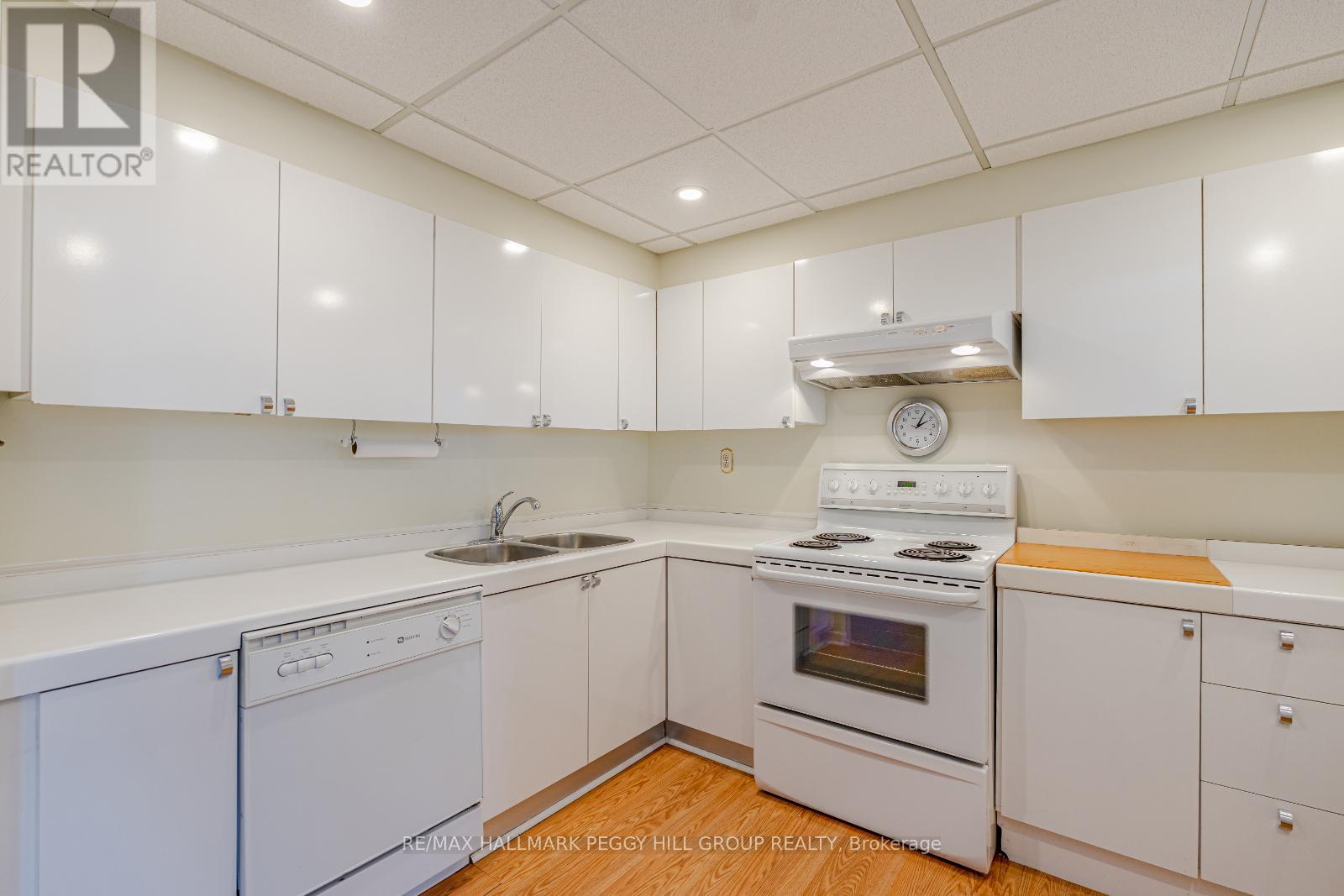 803 - 181 Collier Street, Barrie, Ontario  L4M 5L6 - Photo 6 - S12518916