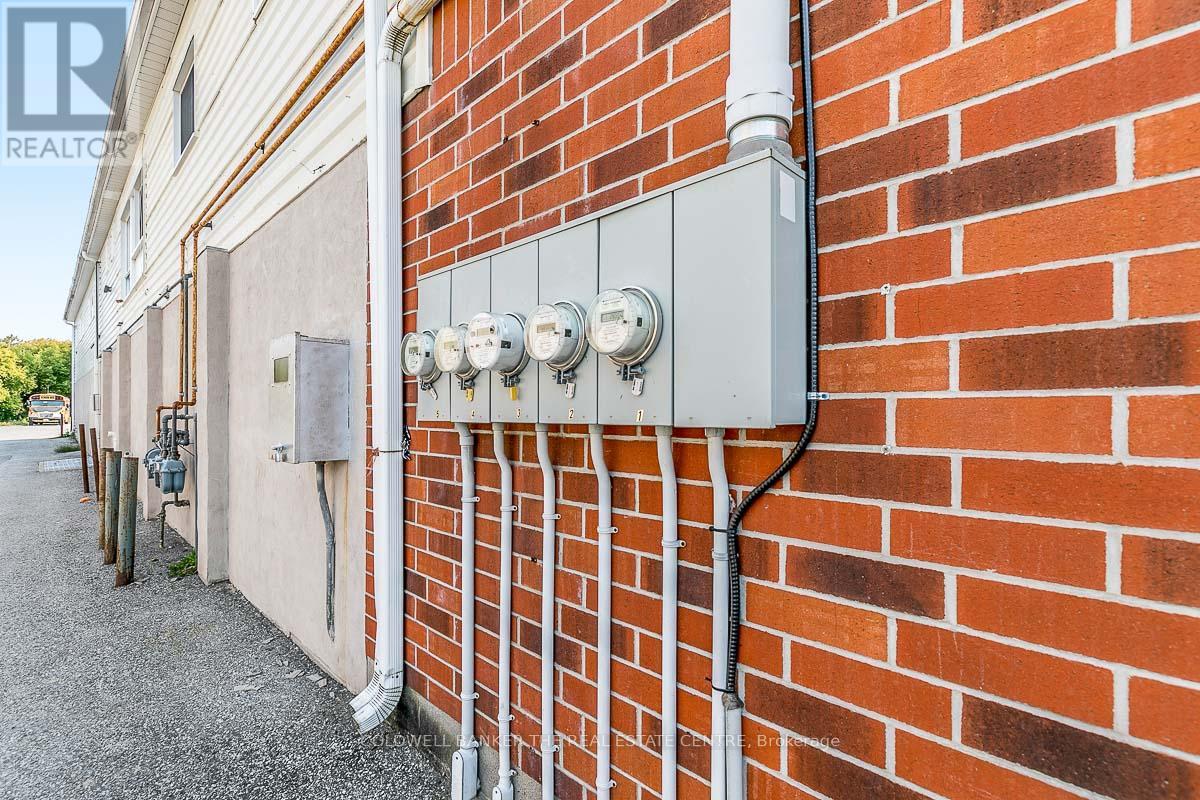 19423 Yonge Street, East Gwillimbury, Ontario  L9N 1L8 - Photo 8 - N12630978