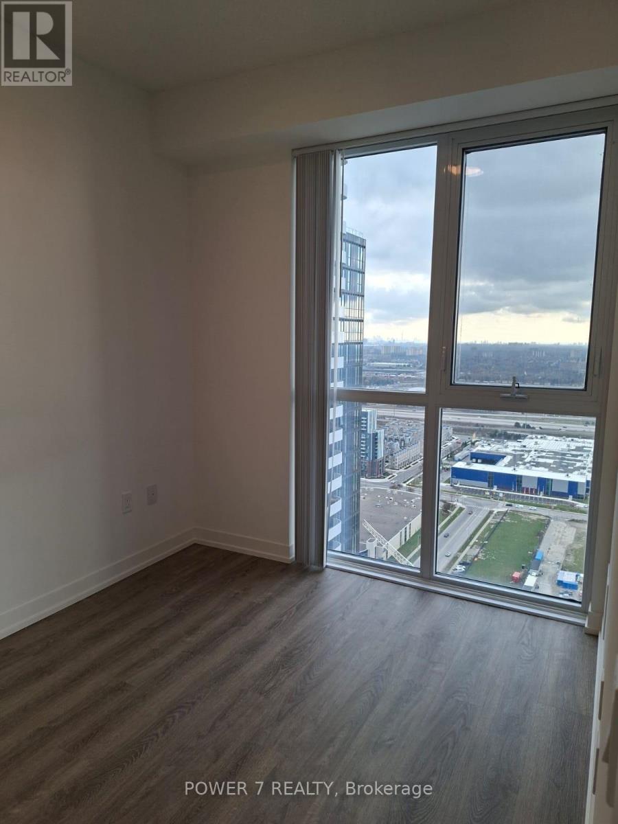 4012 - 8 Interchange Way, Vaughan, Ontario  L4K 5Z7 - Photo 9 - N12631028