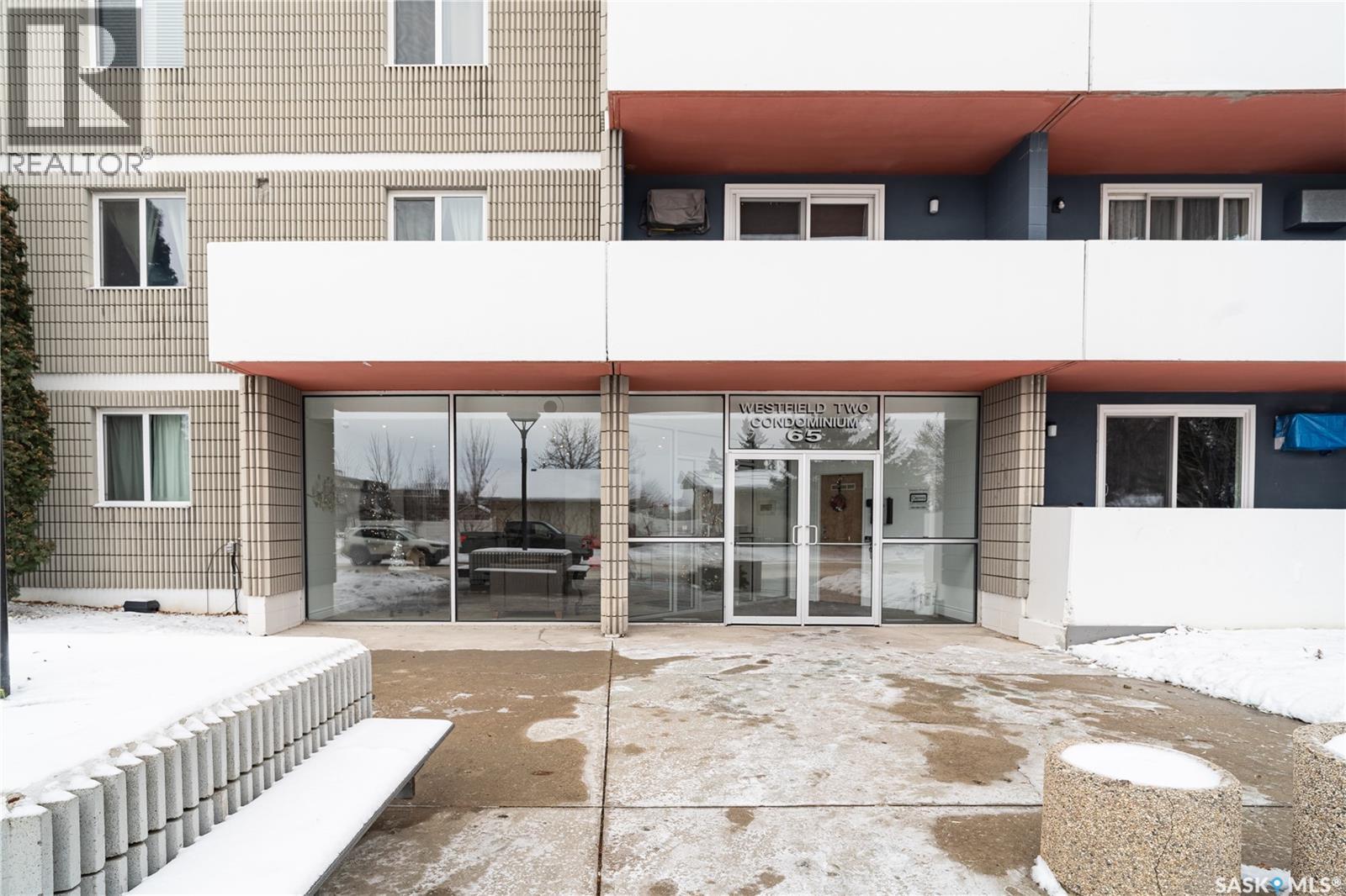 329 65 Westfield Drive, Regina, Saskatchewan  S4S 6A3 - Photo 3 - SK025545