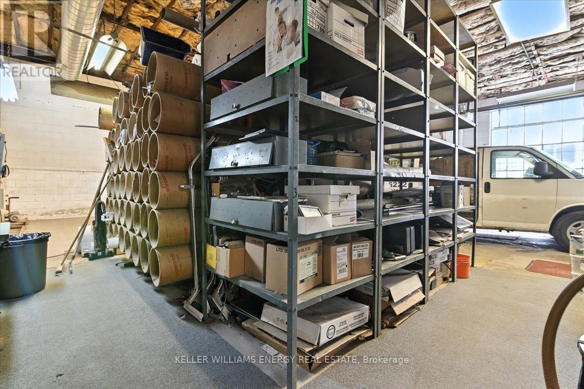 174 Mary Street N, Oshawa, Ontario  L1G 5C2 - Photo 12 - E12440025