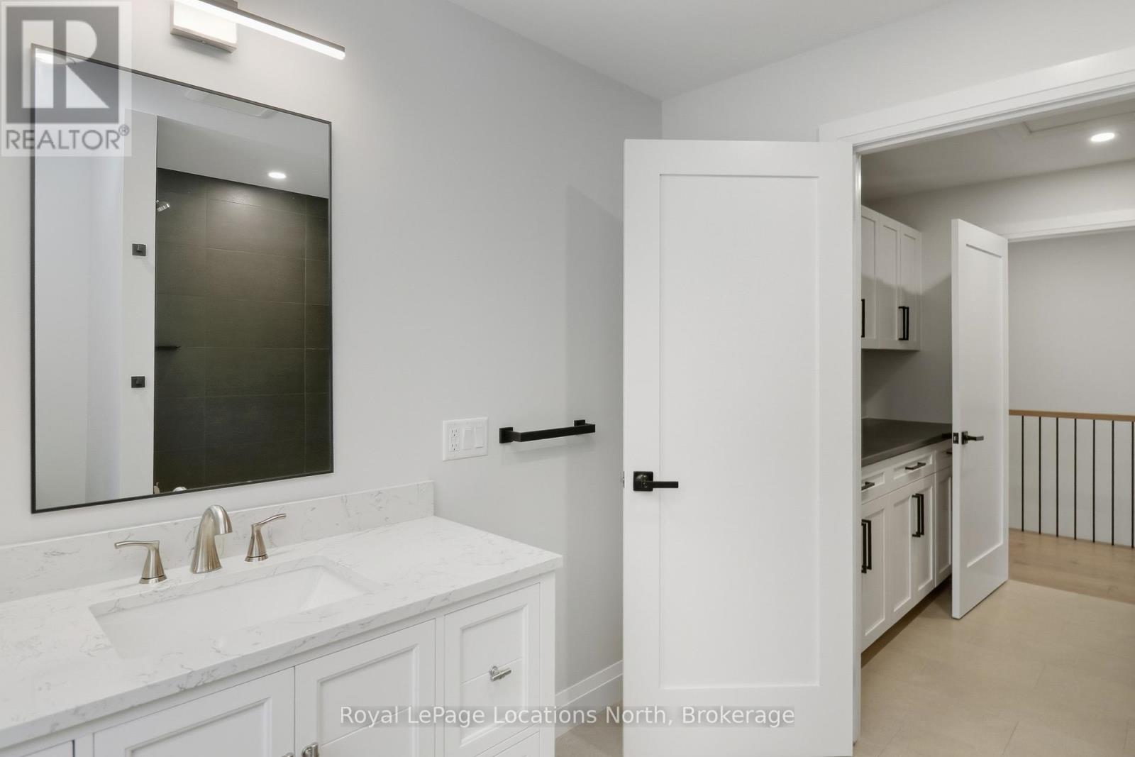 118 Valerie Crescent, Wasaga Beach, Ontario  L9Z 2P8 - Photo 40 - S12631176