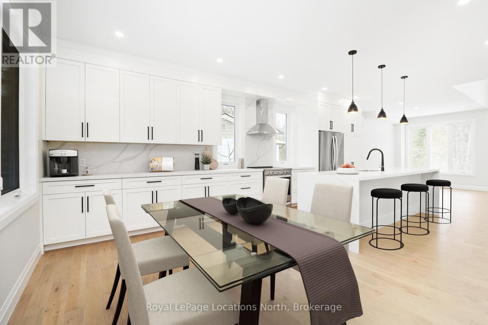 118 Valerie Crescent, Wasaga Beach, Ontario  L9Z 2P8 - Photo 7 - S12631176