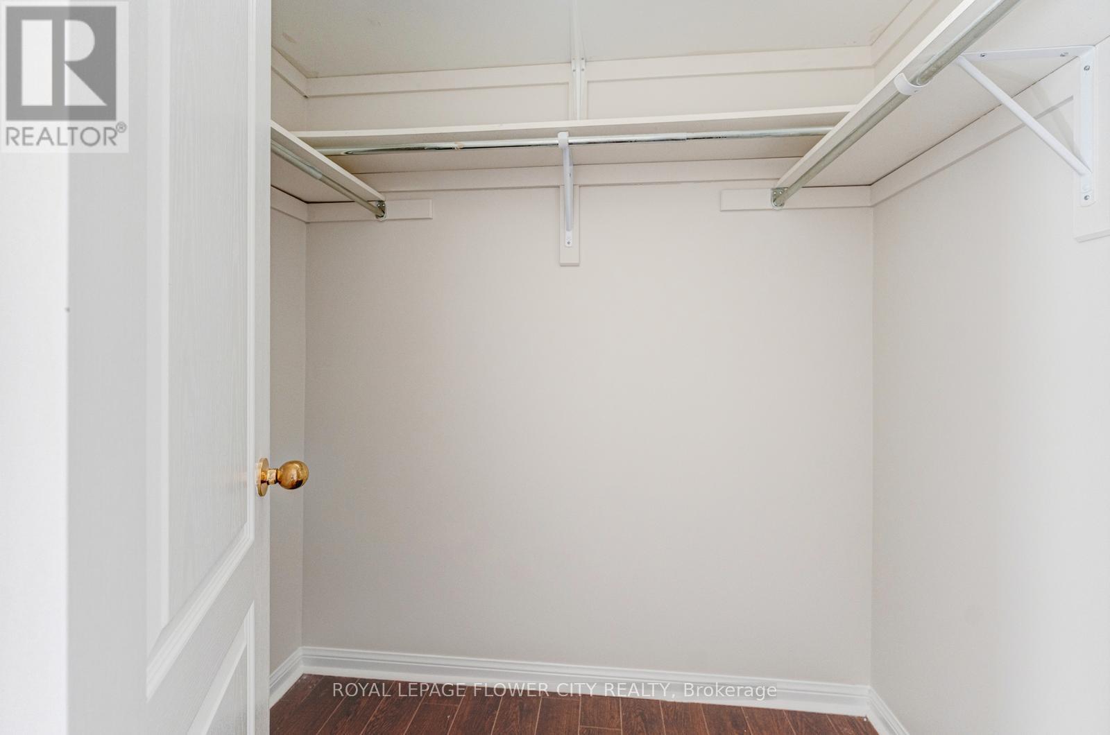 80 Dwyer Drive, Brampton (Vales Of Castlemore), Ontario  L6S 0B1 - Photo 24 - W12630964