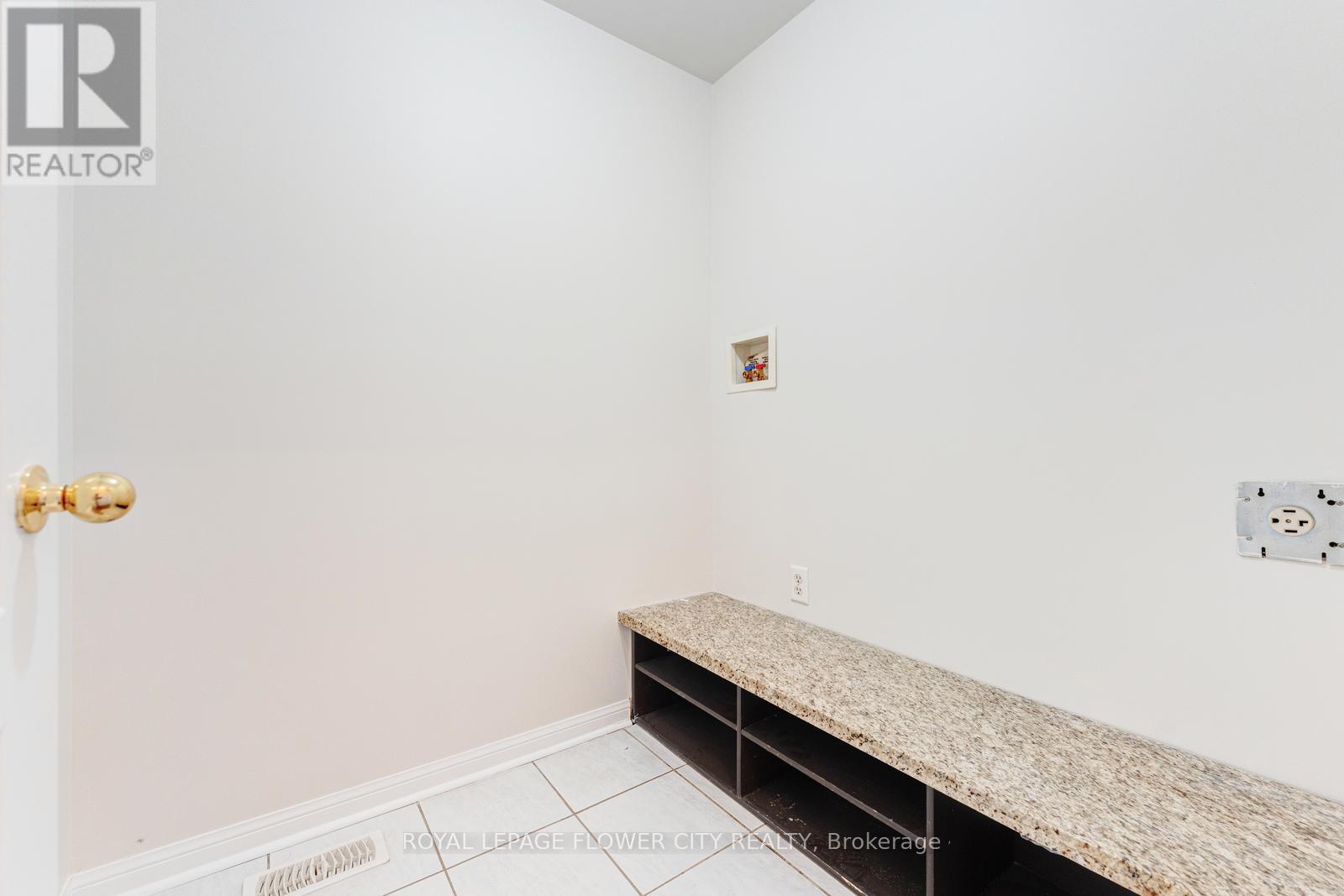 80 Dwyer Drive, Brampton (Vales Of Castlemore), Ontario  L6S 0B1 - Photo 40 - W12630964