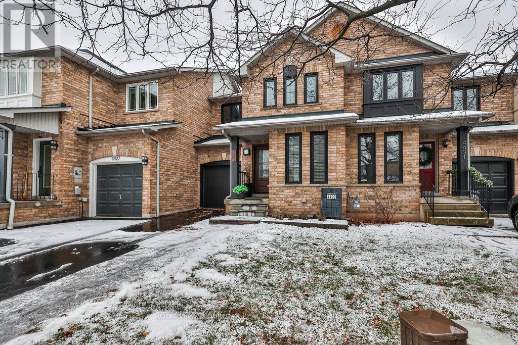 4429 Vallence Drive, Burlington, Ontario  L7L 6J8 - Photo 42 - W12630976