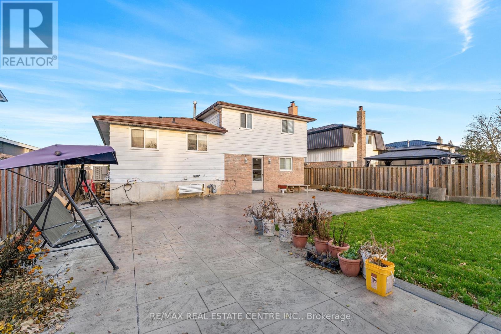 23 Jefferson Road, Brampton (Northgate), Ontario  L6S 2G6 - Photo 43 - W12630982