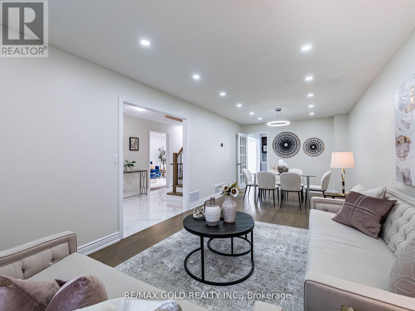 3 Hawkway Court, Brampton, Ontario  L6Y 4K7 - Photo 11 - W12631010