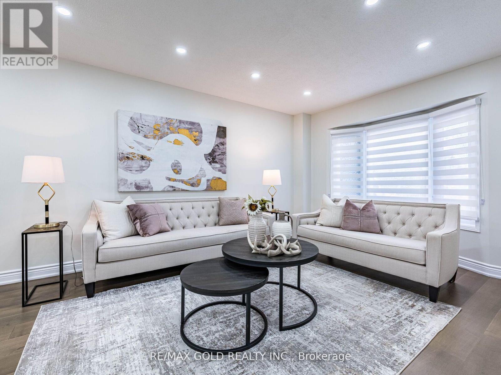 3 Hawkway Court, Brampton, Ontario  L6Y 4K7 - Photo 12 - W12631010