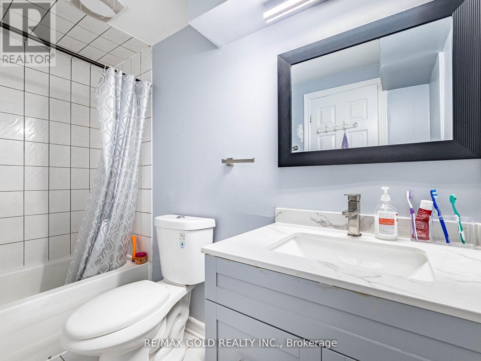 3 Hawkway Court, Brampton, Ontario  L6Y 4K7 - Photo 38 - W12631010