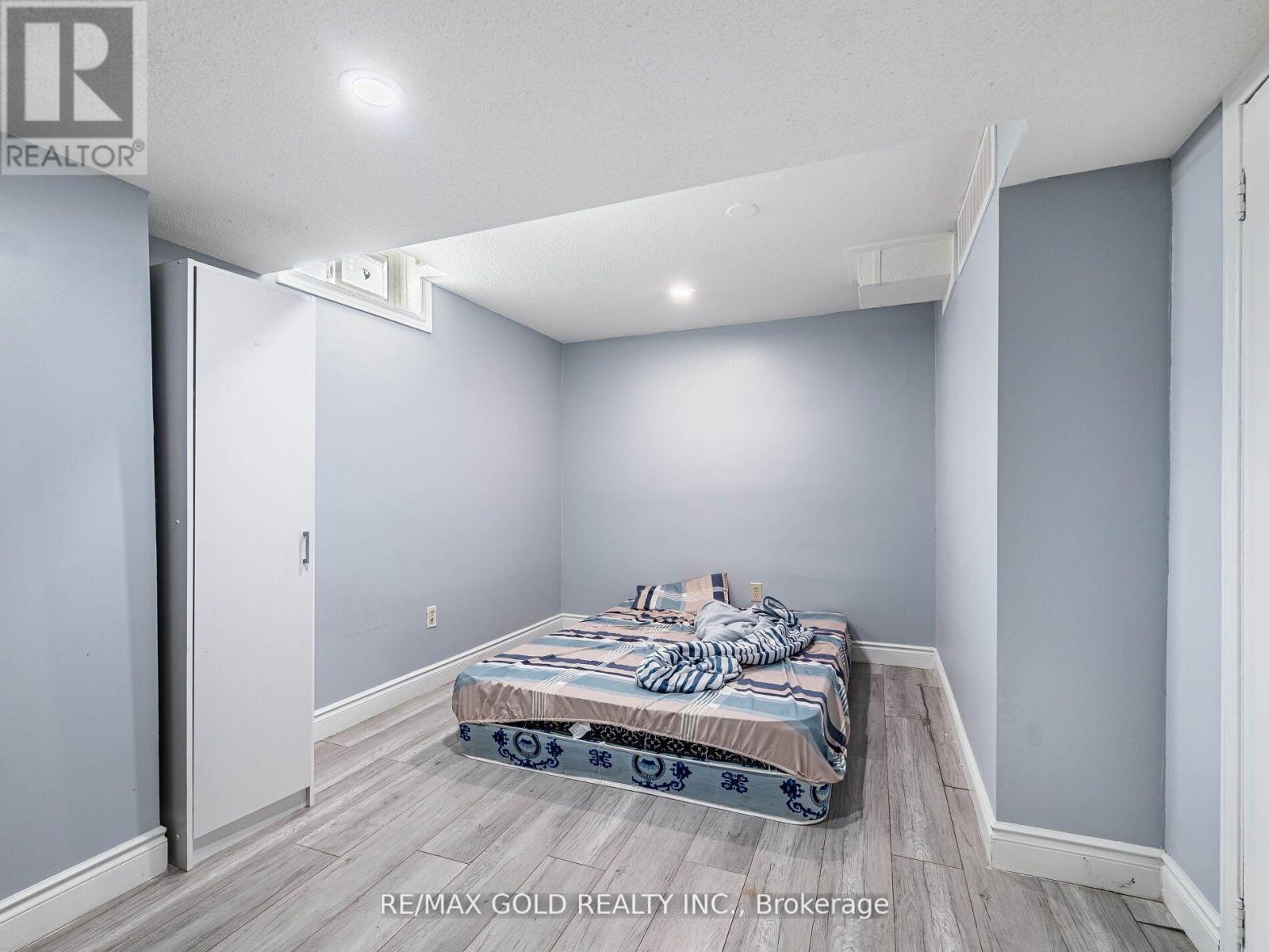 3 Hawkway Court, Brampton, Ontario  L6Y 4K7 - Photo 39 - W12631010