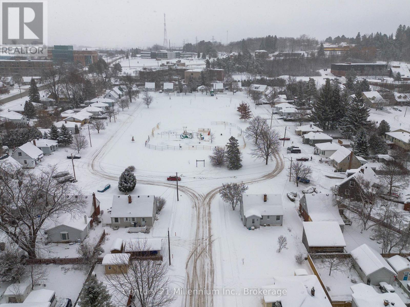 701 5th Street E, Owen Sound, Ontario  N4K 1E4 - Photo 10 - X12631048