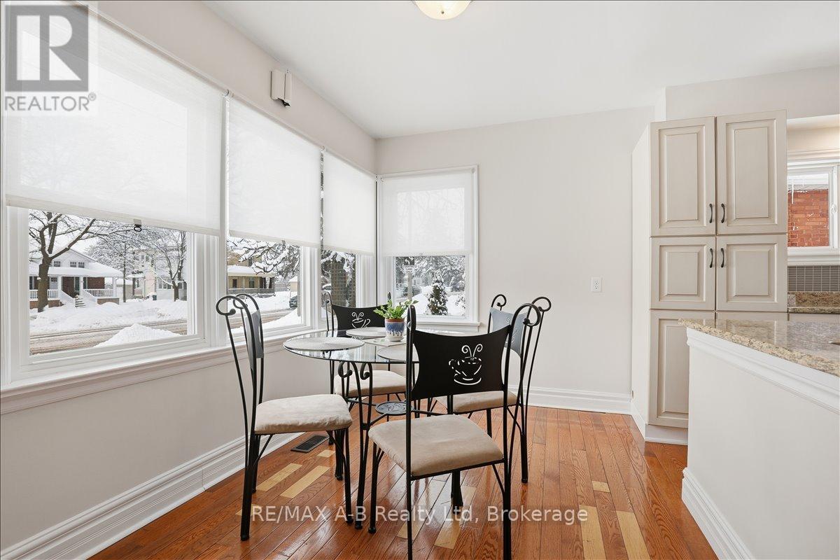 296 Huron Street, Stratford, Ontario N5A 5T4 - Photo 10 - X12631054