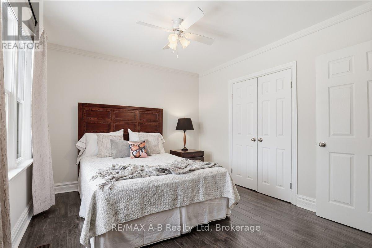 296 Huron Street, Stratford, Ontario N5A 5T4 - Photo 21 - X12631054