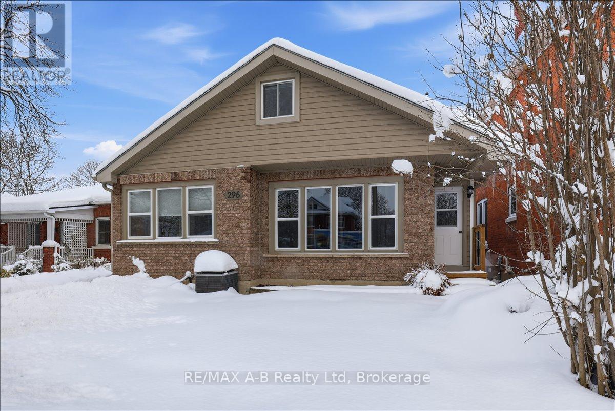 296 Huron Street, Stratford, Ontario N5A 5T4 - Photo 3 - X12631054