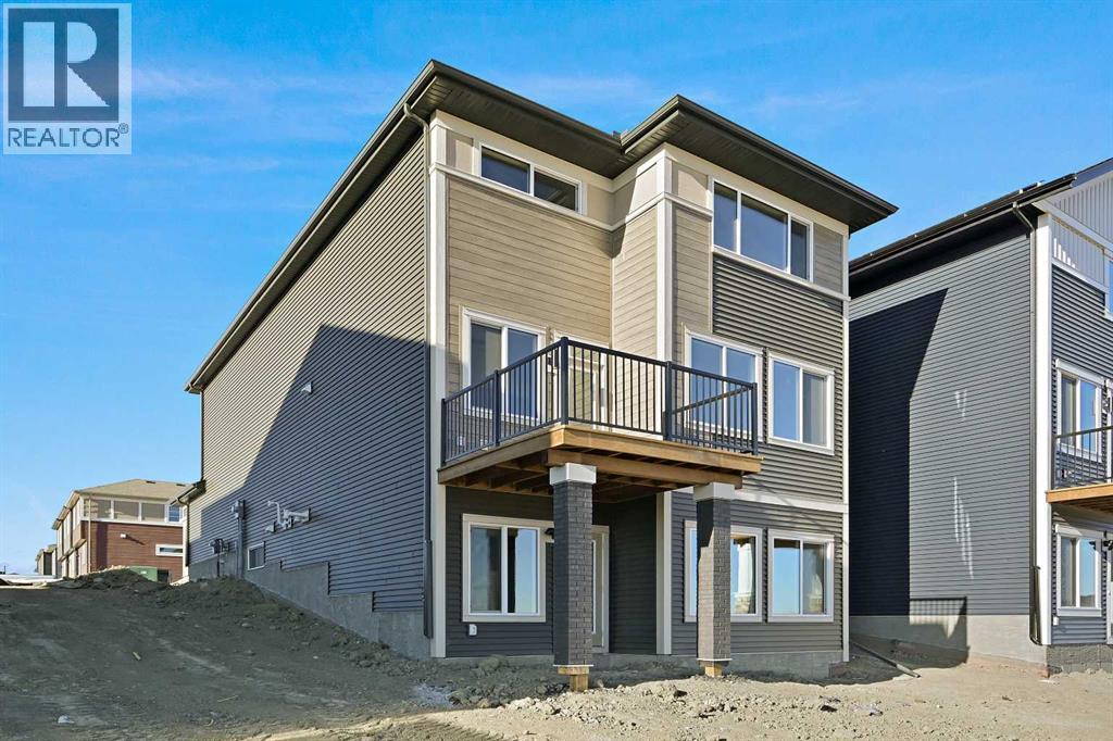 211 Corner Glen Crescent Ne, Calgary, Alberta  T3N 2L8 - Photo 2 - A2273876