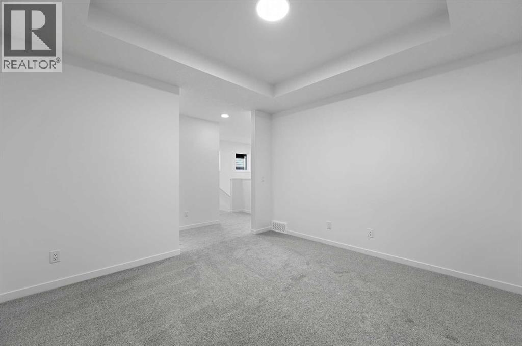 211 Corner Glen Crescent Ne, Calgary, Alberta  T3N 2L8 - Photo 13 - A2273876