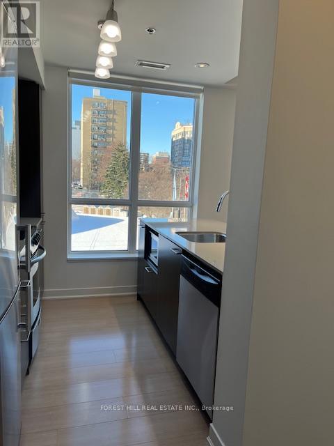 206 - 320 Tweedsmuir Avenue, Toronto, Ontario  M5P 2Y3 - Photo 8 - C12556232