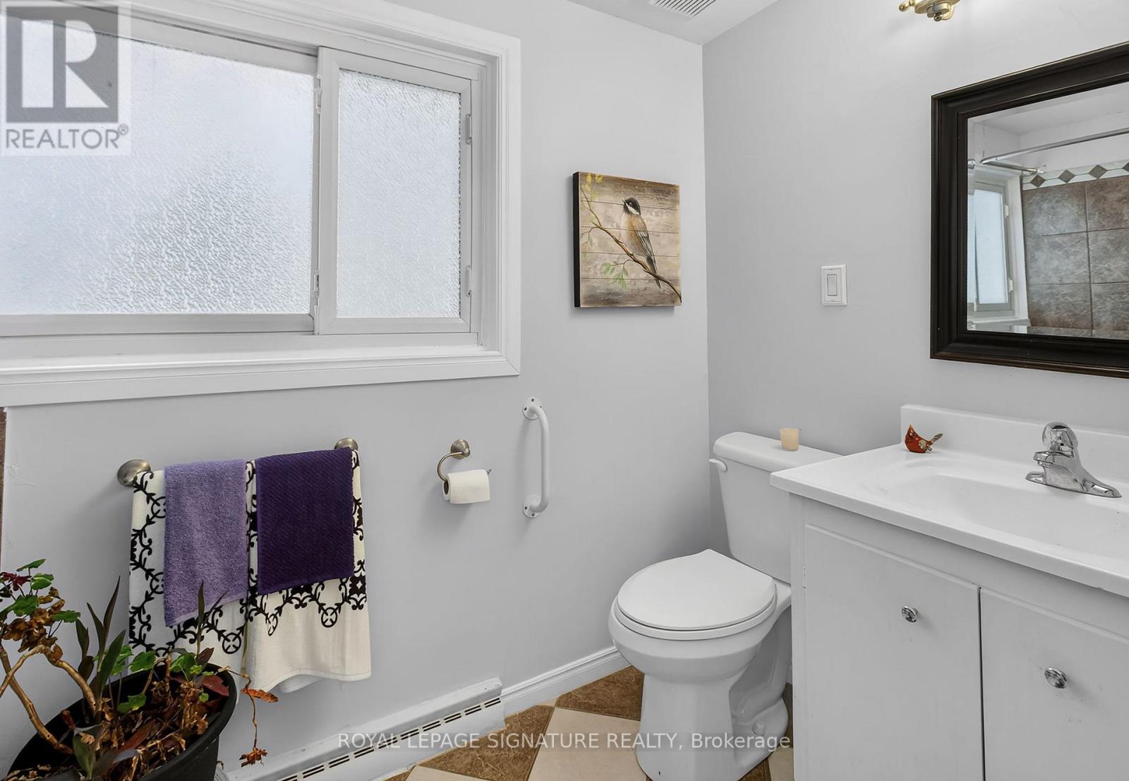 82 First Avenue, Quinte West, Ontario  K8V 4C5 - Photo 25 - X12630984