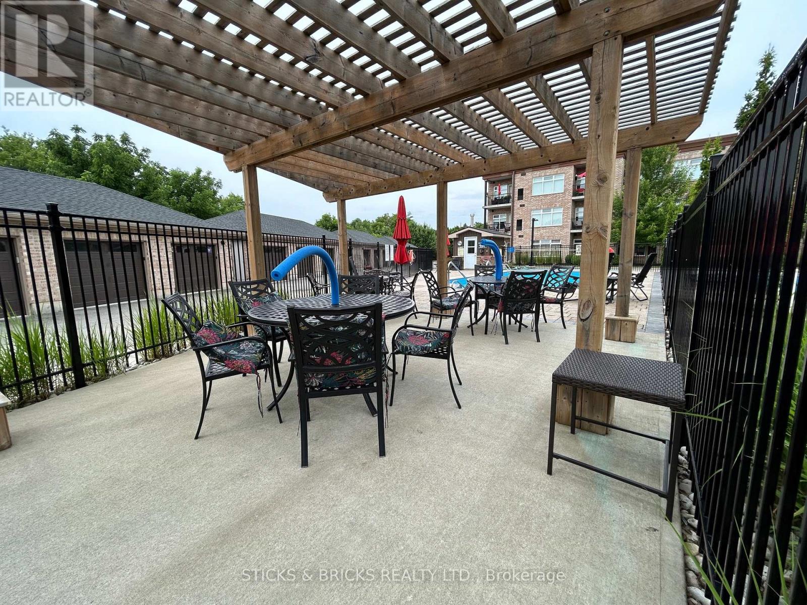 4611 Pettit Avenue, Niagara Falls (Morrison), Ontario  L2E 0B2 - Photo 22 - X12630884