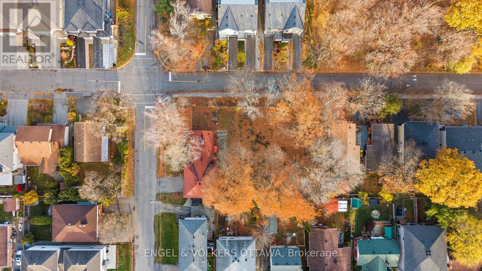 00 Alpine Avenue, Ottawa, Ontario K2B 7N6 - Photo 2 - X12631094