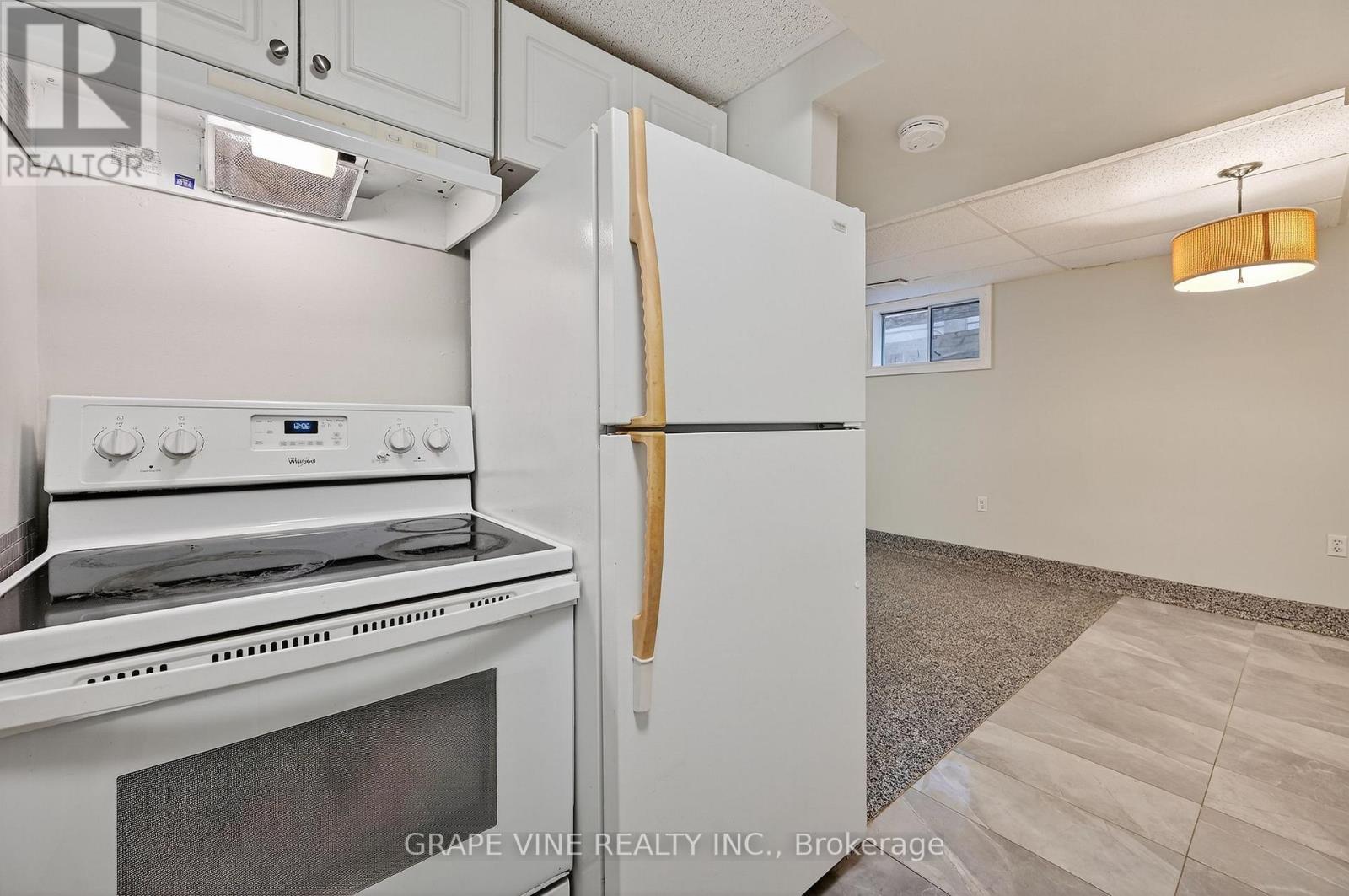 179 Victoria Street, Mississippi Mills, Ontario K0A 1A0 - Photo 33 - X12631126