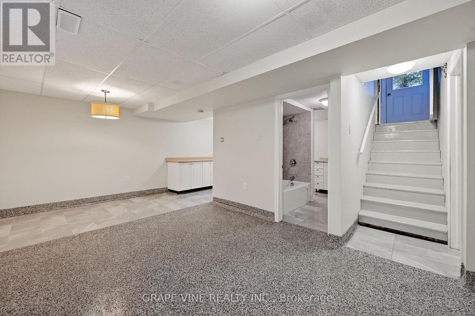 179 Victoria Street, Mississippi Mills, Ontario K0A 1A0 - Photo 41 - X12631126