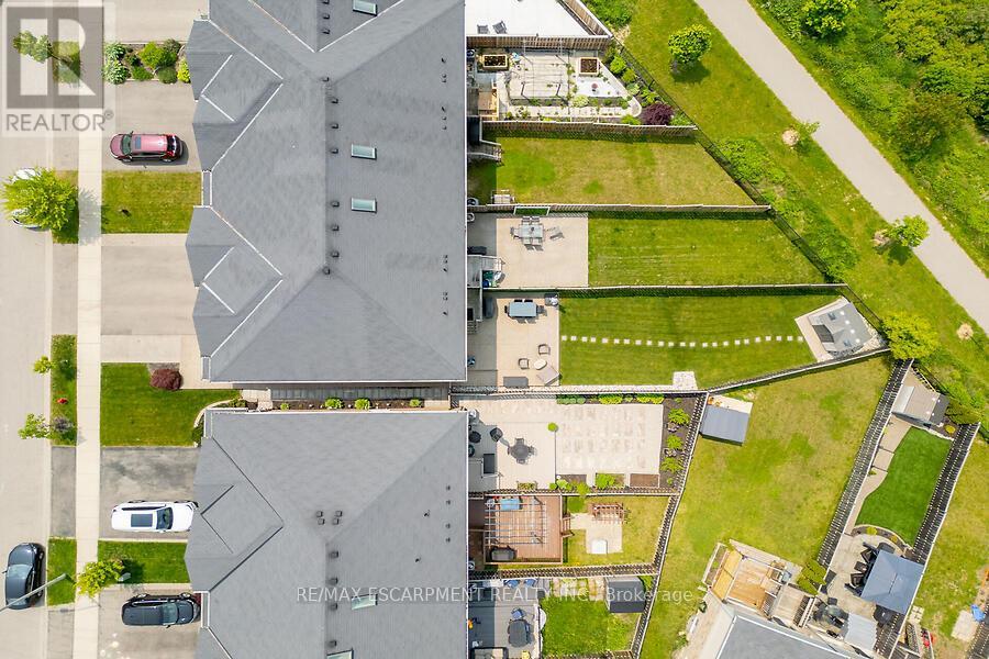 123 Westbank Trail, Hamilton, Ontario  L8J 0H3 - Photo 37 - X12389769