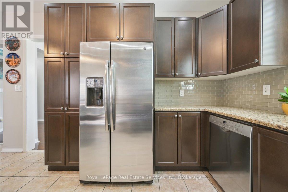 4737 Deforest Crescent, Burlington, Ontario  L7M 0K1 - Photo 23 - W12631130