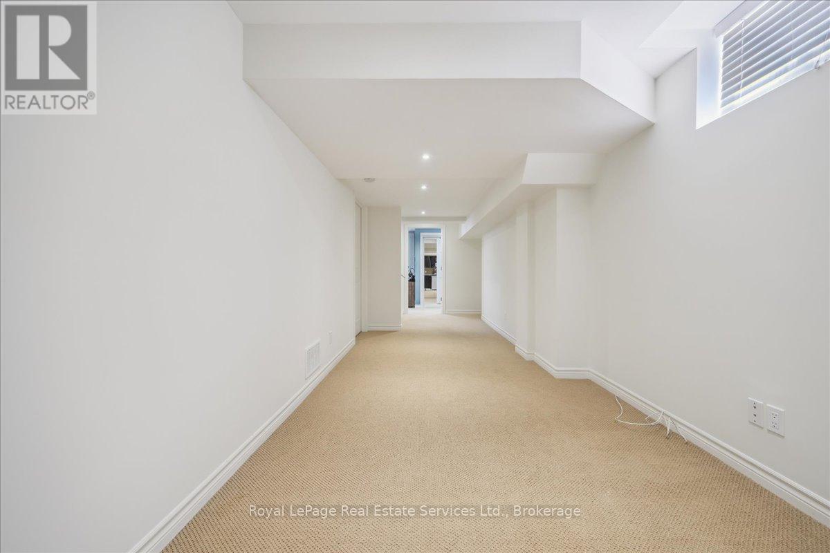 4737 Deforest Crescent, Burlington, Ontario  L7M 0K1 - Photo 38 - W12631130