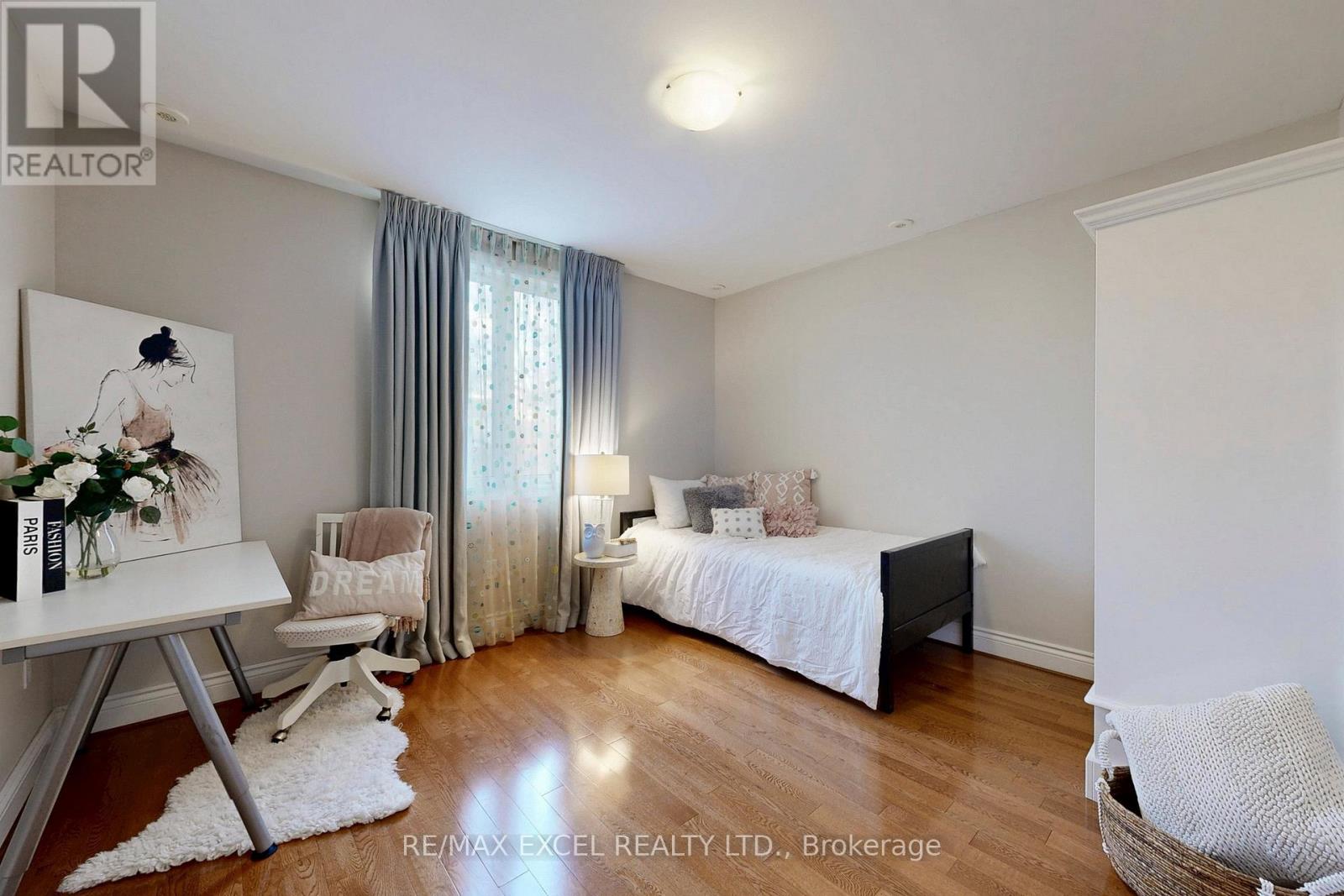 90 Fairleigh Crescent, Toronto, Ontario  M6C 3R9 - Photo 25 - C12629984