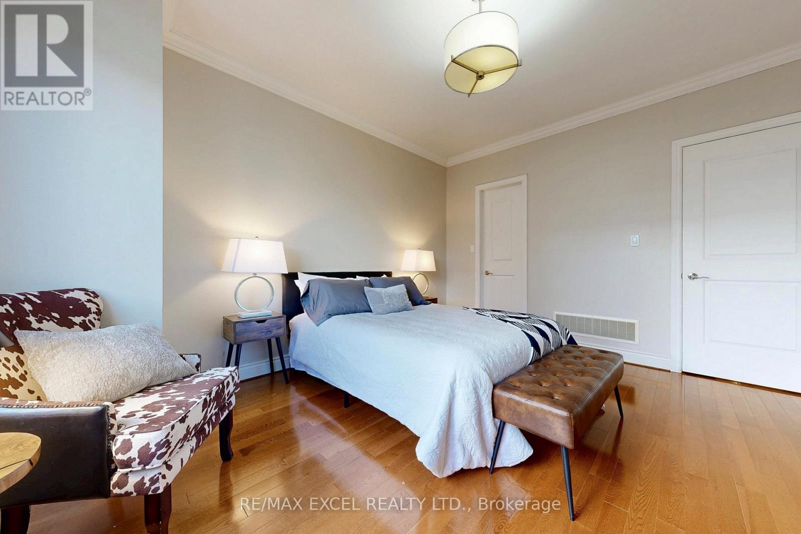 90 Fairleigh Crescent, Toronto, Ontario  M6C 3R9 - Photo 16 - C12629984