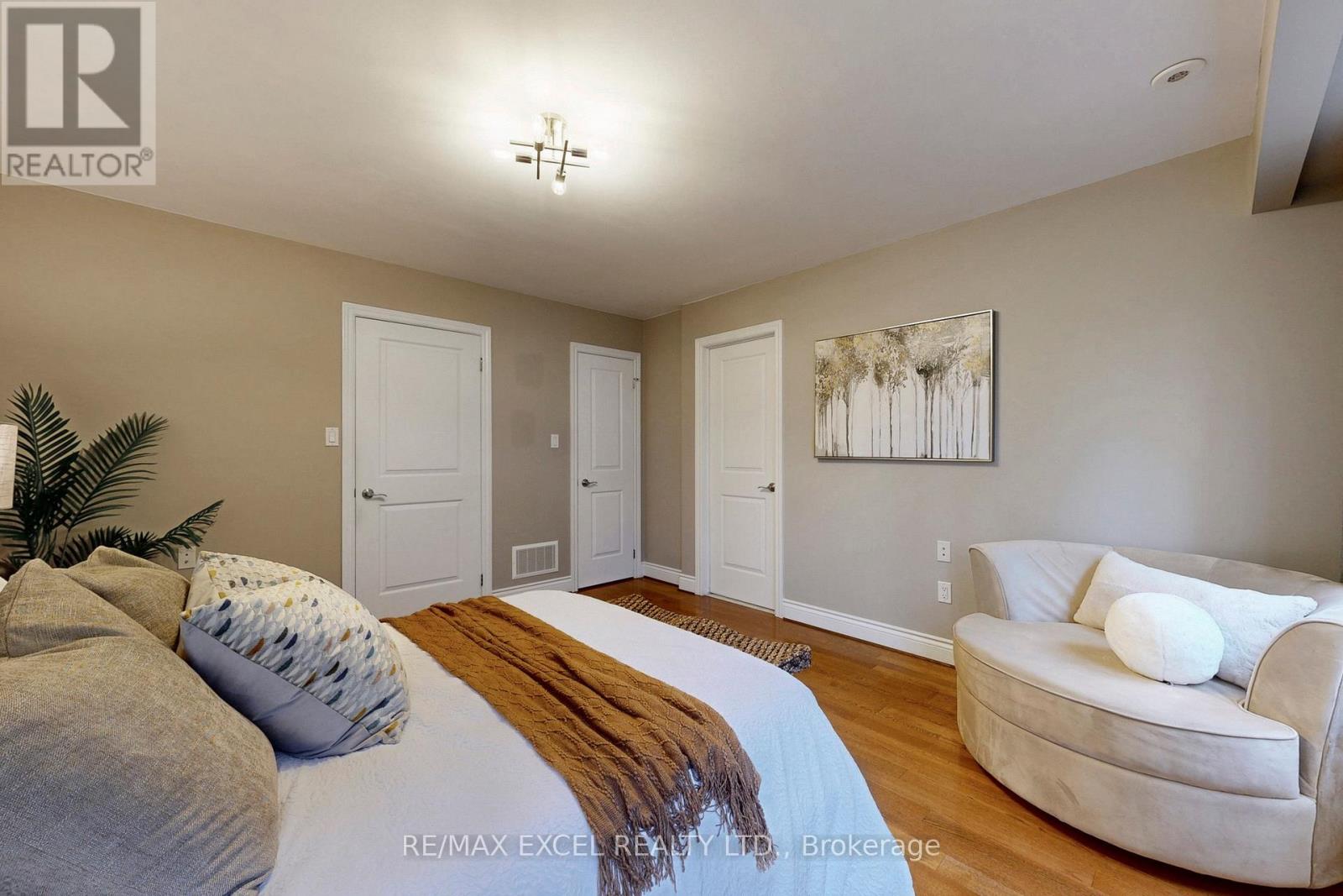 90 Fairleigh Crescent, Toronto, Ontario  M6C 3R9 - Photo 22 - C12629984