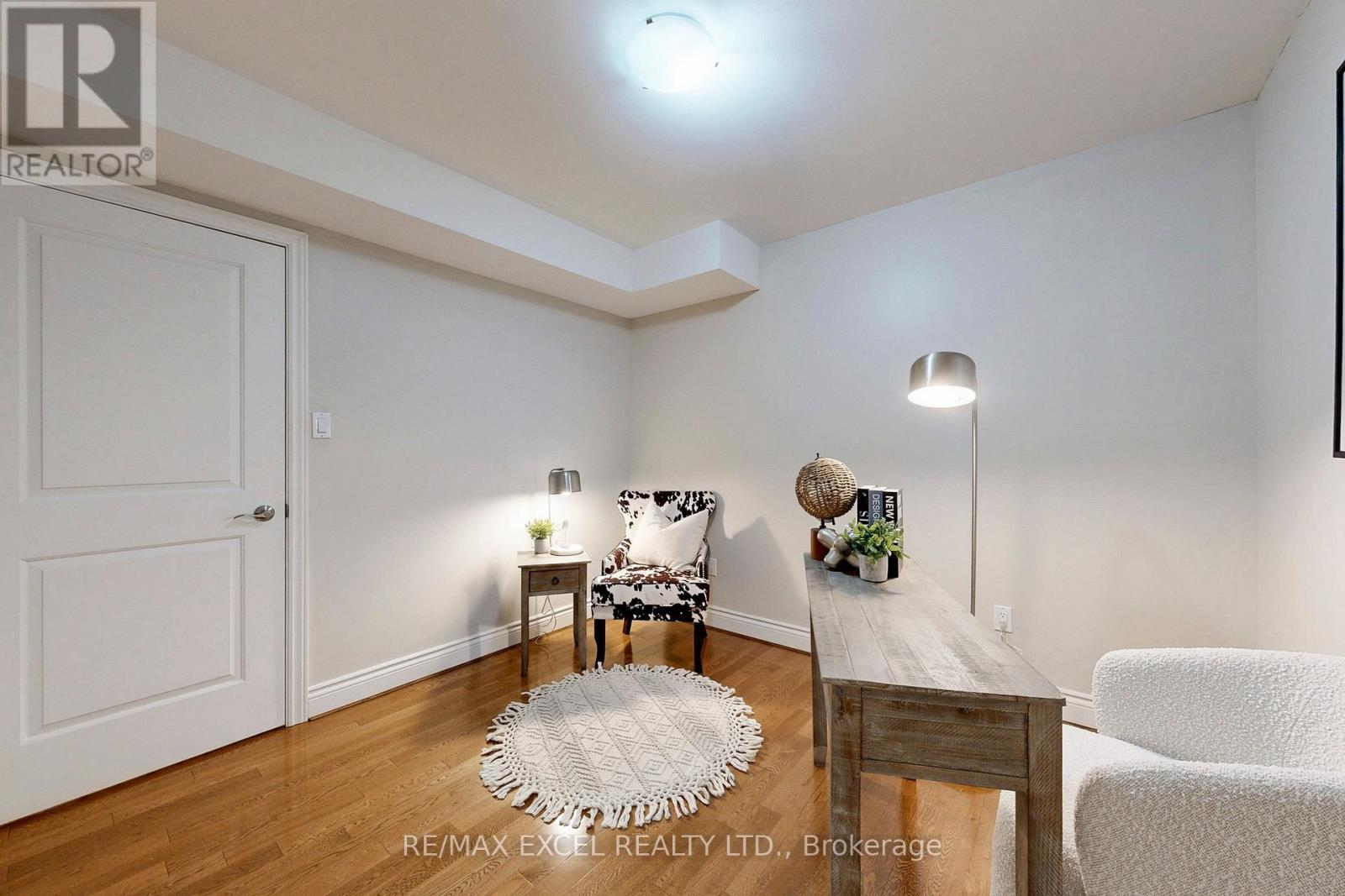 90 Fairleigh Crescent, Toronto, Ontario  M6C 3R9 - Photo 28 - C12629984