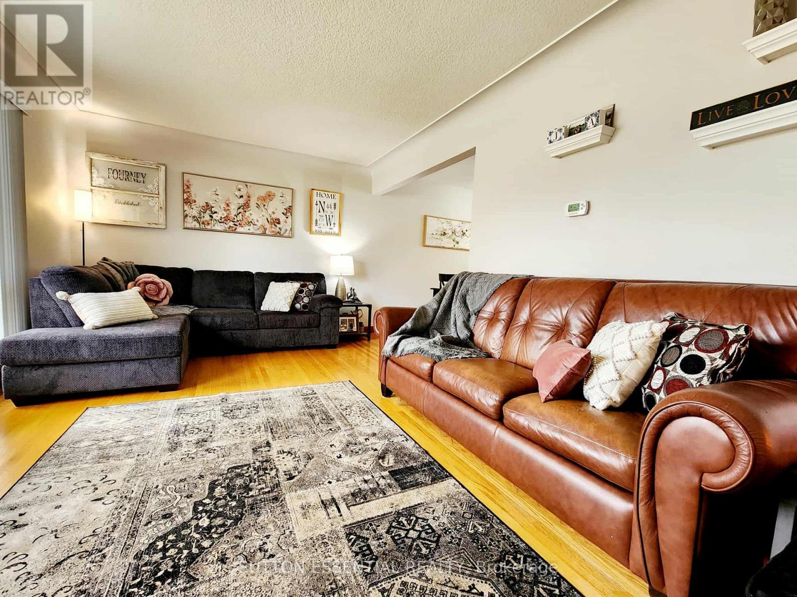 316 First Avenue, Brockville, Ontario  K6V 3C1 - Photo 7 - X12573376