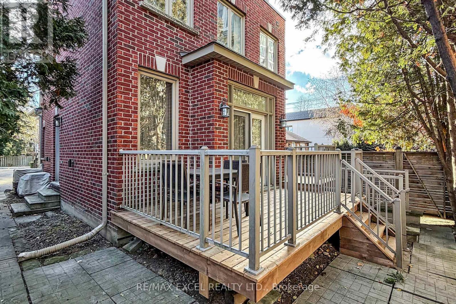 90 Fairleigh Crescent, Toronto, Ontario  M6C 3R9 - Photo 48 - C12629984