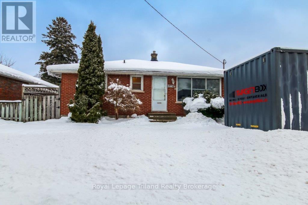772 Devonshire Avenue E, Woodstock (Woodstock - North), Ontario  N4S 5R5 - Photo 17 - X12631110