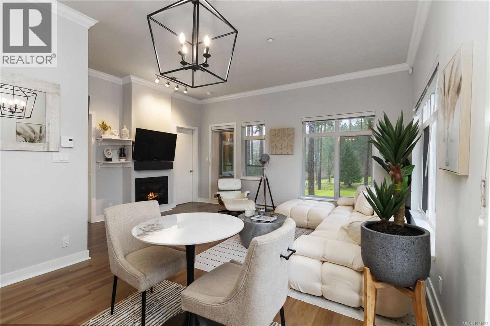 420 1395 Bear Mountain Pkwy, Langford, British Columbia  V9B 0E1 - Photo 4 - 1021683