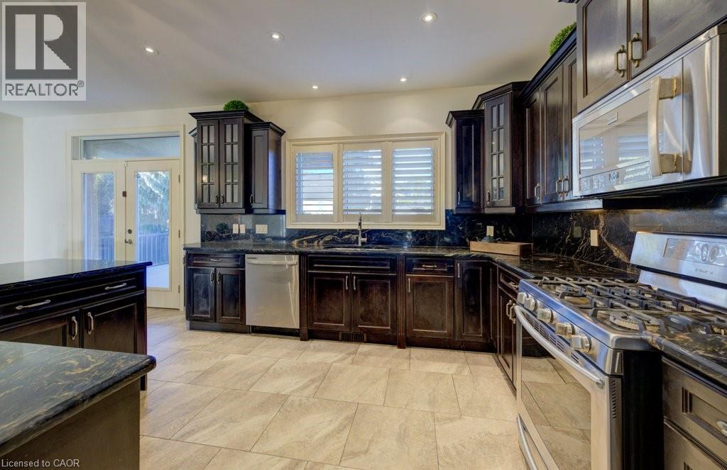 6379 Christopher Crescent, Niagara Falls, Ontario  L2H 0B3 - Photo 12 - 40793675