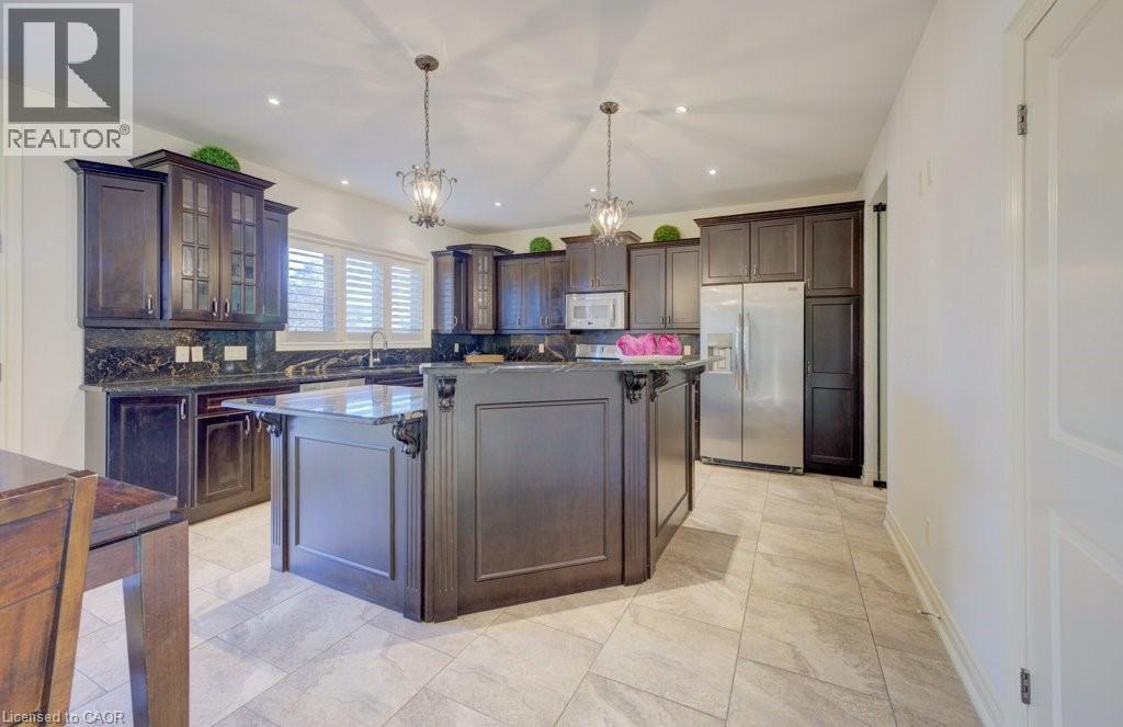 6379 Christopher Crescent, Niagara Falls, Ontario  L2H 0B3 - Photo 16 - 40793675