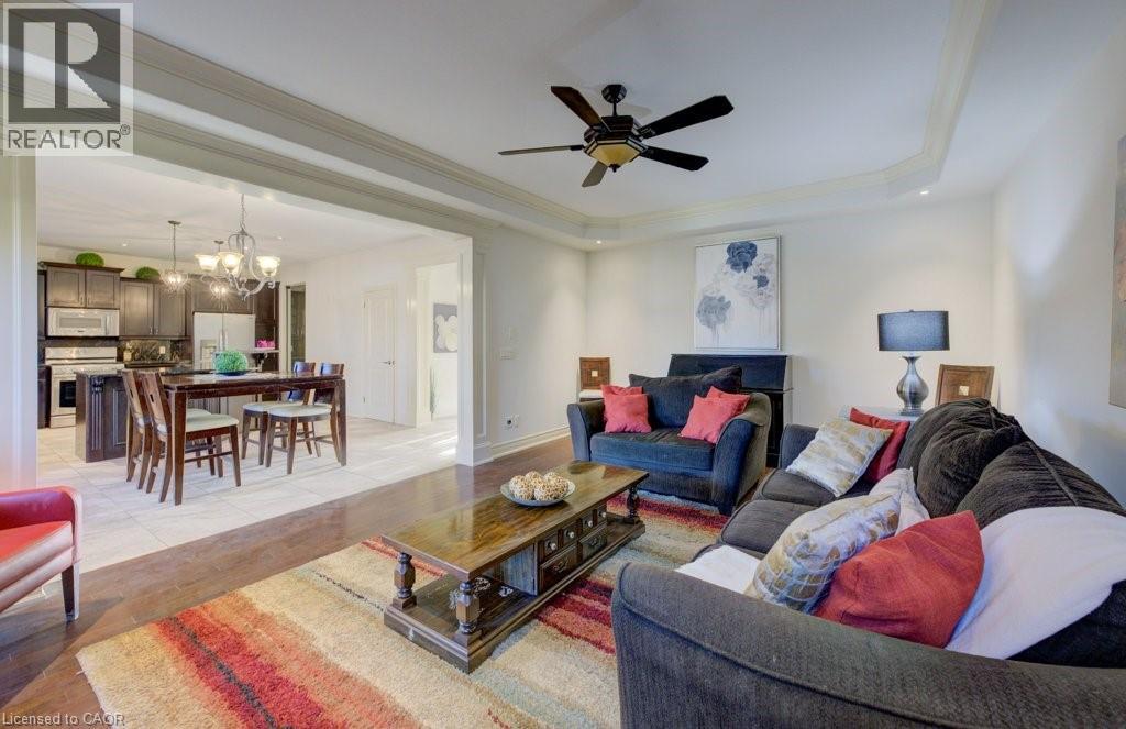 6379 Christopher Crescent, Niagara Falls, Ontario  L2H 0B3 - Photo 20 - 40793675