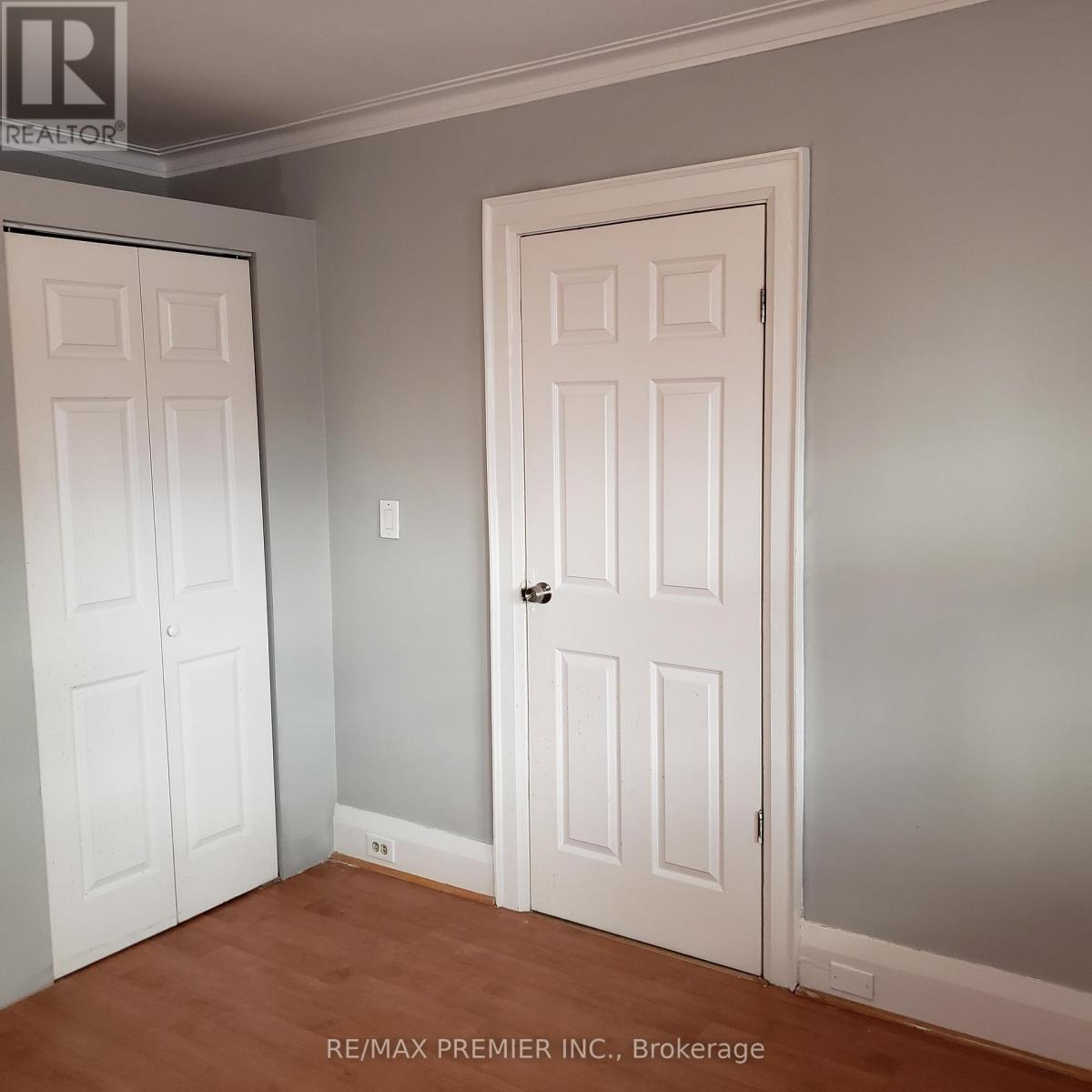 118 Bude Street, Toronto, Ontario  M6E 2E5 - Photo 3 - C12631046