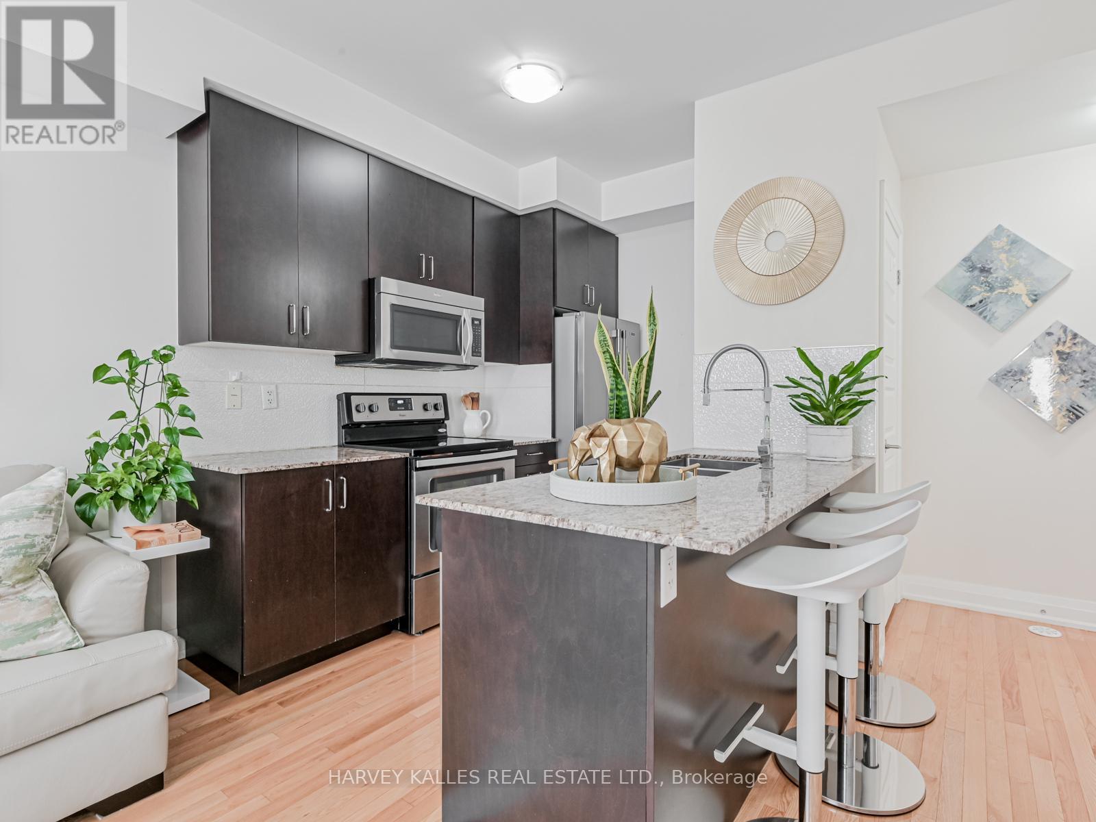 55 - 19 Eldora Avenue, Toronto (Newtonbrook West), Ontario  M2M 0B5 - Photo 10 - C12631086