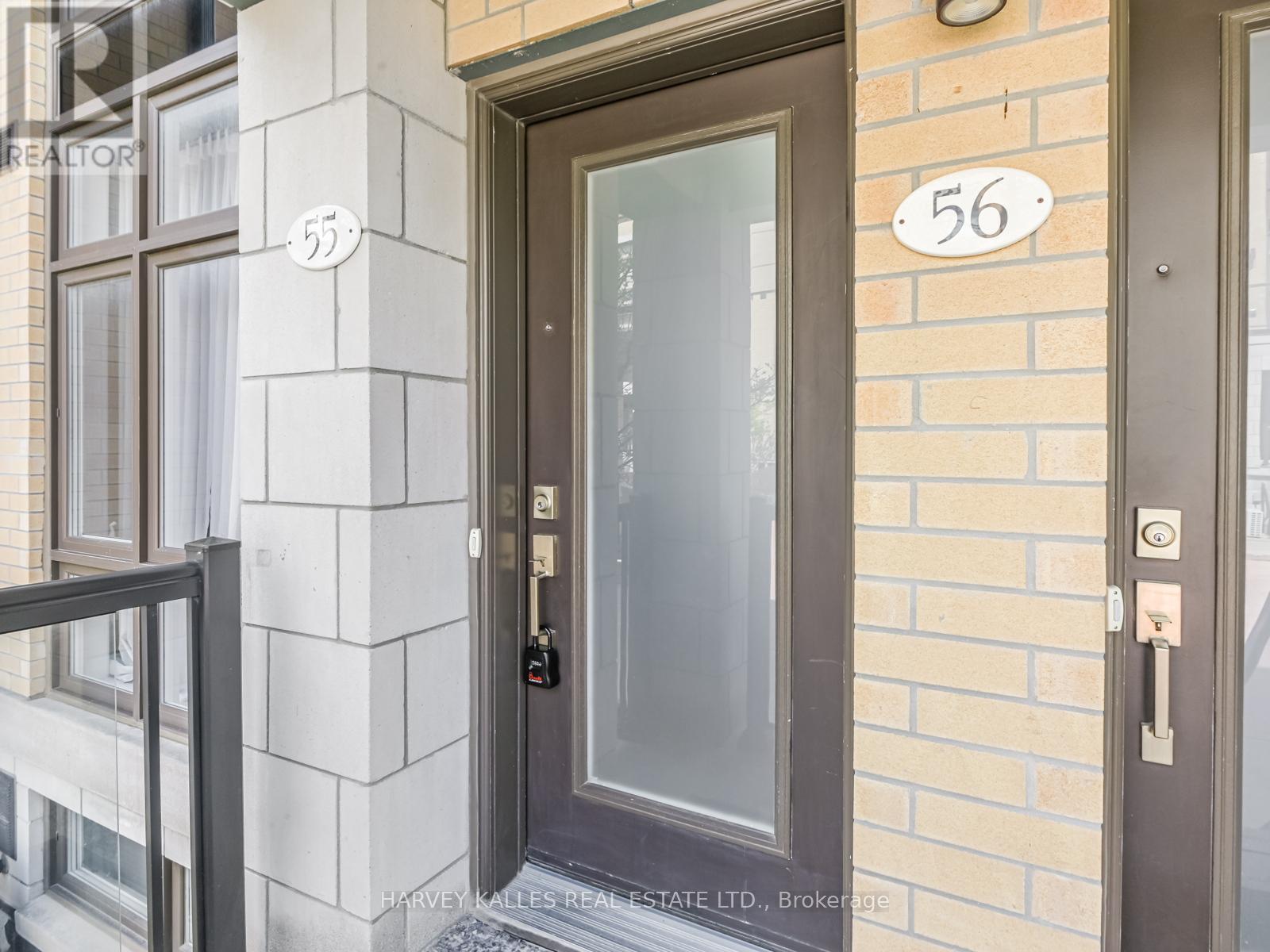 55 - 19 Eldora Avenue, Toronto (Newtonbrook West), Ontario  M2M 0B5 - Photo 3 - C12631086