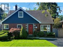 15 WHITE AVENUE, Toronto, Ontario