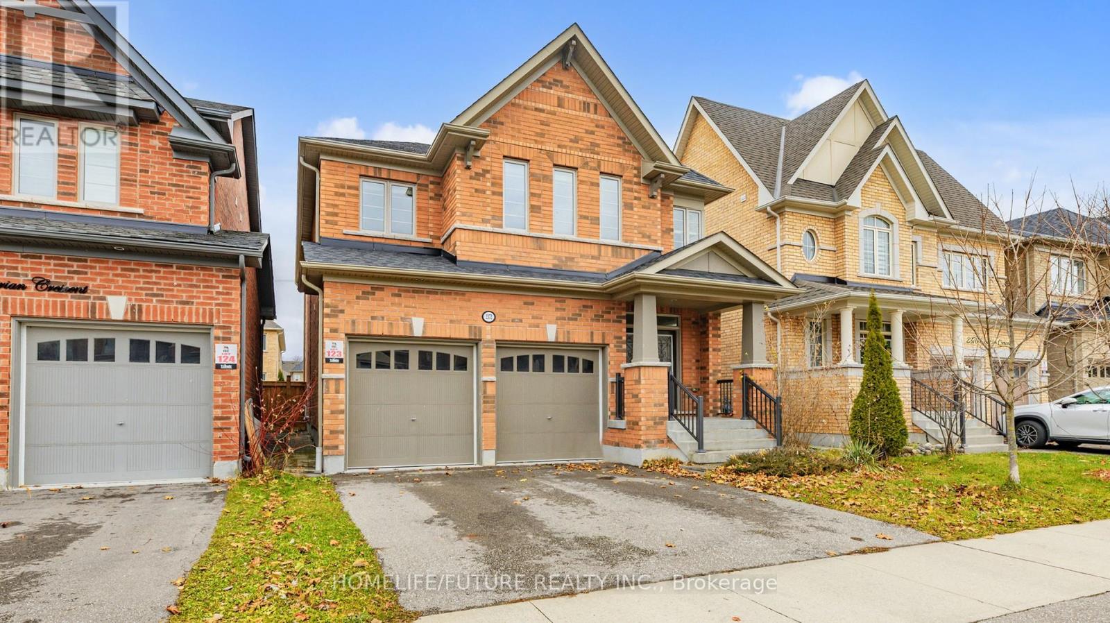 2372 Equestrian Crescent, Oshawa, Ontario  L1L 0L6 - Photo 3 - E12631074