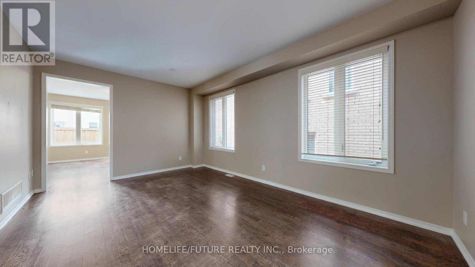 2372 Equestrian Crescent, Oshawa, Ontario  L1L 0L6 - Photo 6 - E12631074