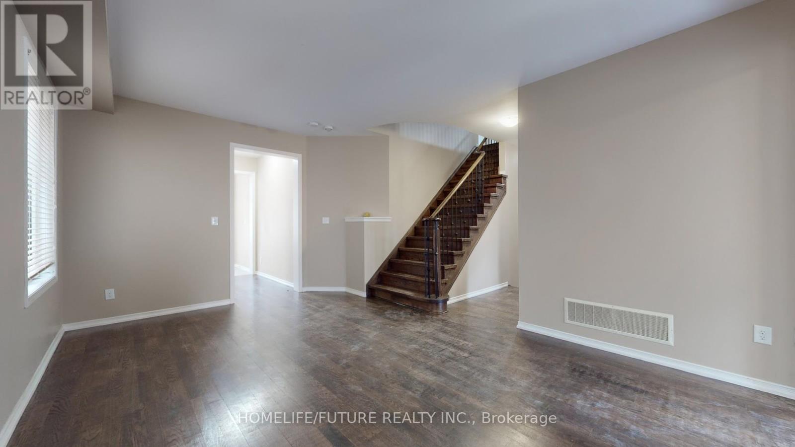 2372 Equestrian Crescent, Oshawa, Ontario  L1L 0L6 - Photo 8 - E12631074