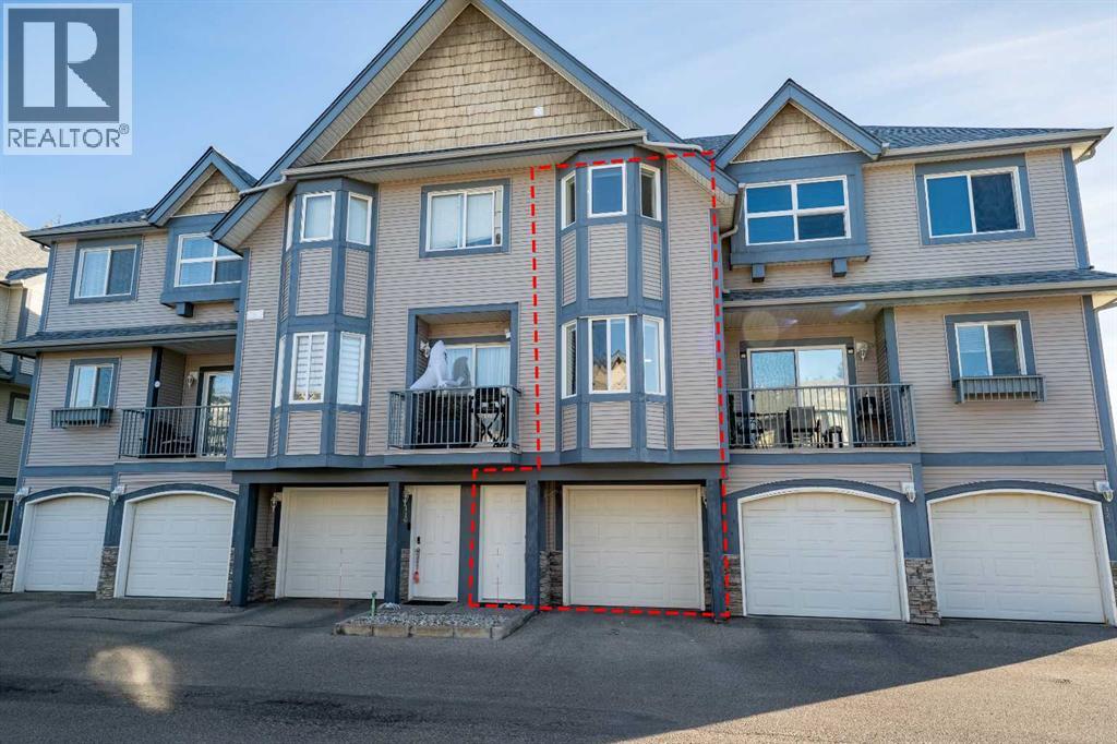 121 Eversyde Point Sw, Calgary, Alberta  T2Y 4X7 - Photo 2 - A2266373