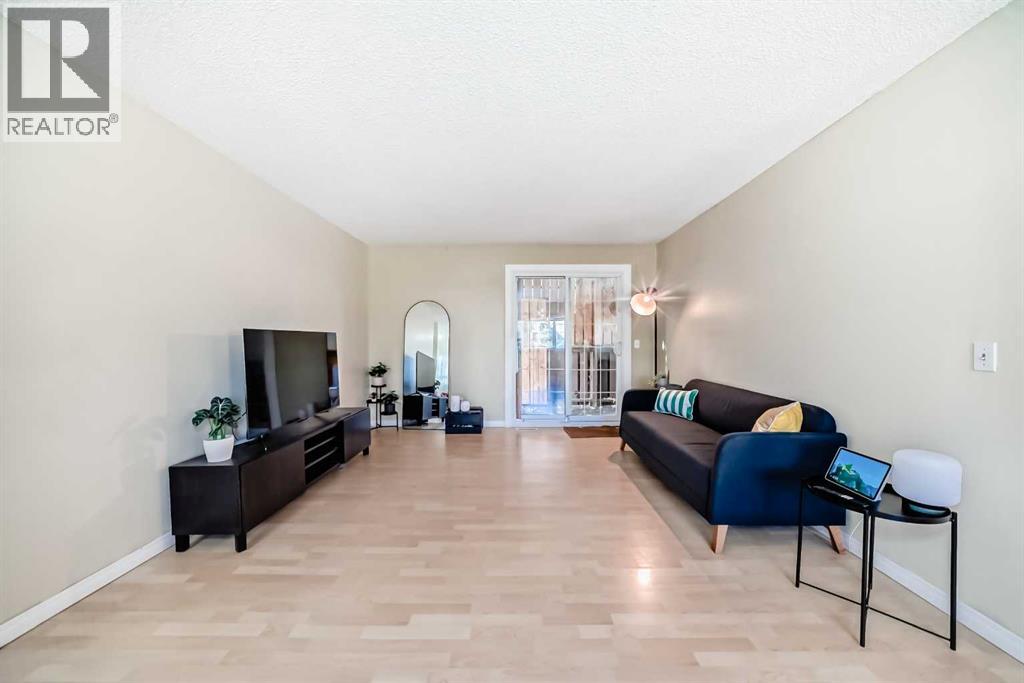 31 Castleglen Crescent Ne, Calgary, Alberta T3J 1N2 - Photo 10 - A2274099